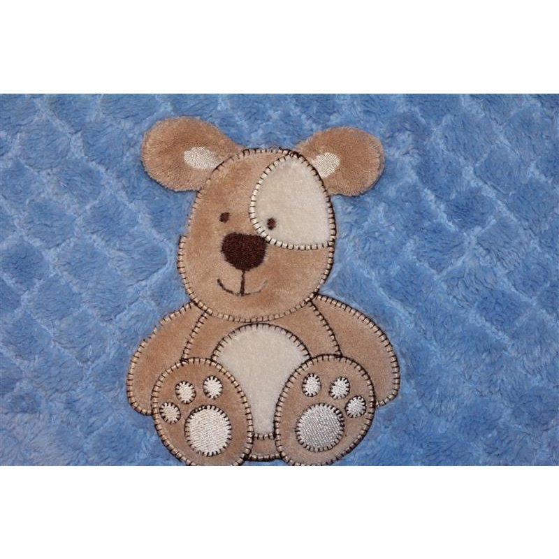 Kuscheldecke mit Motiv und Namen bestickt buntgarniert.de